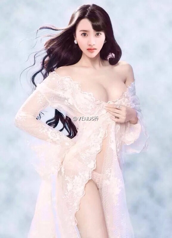 乔安熙VENUS 微博火辣尺度写真图
