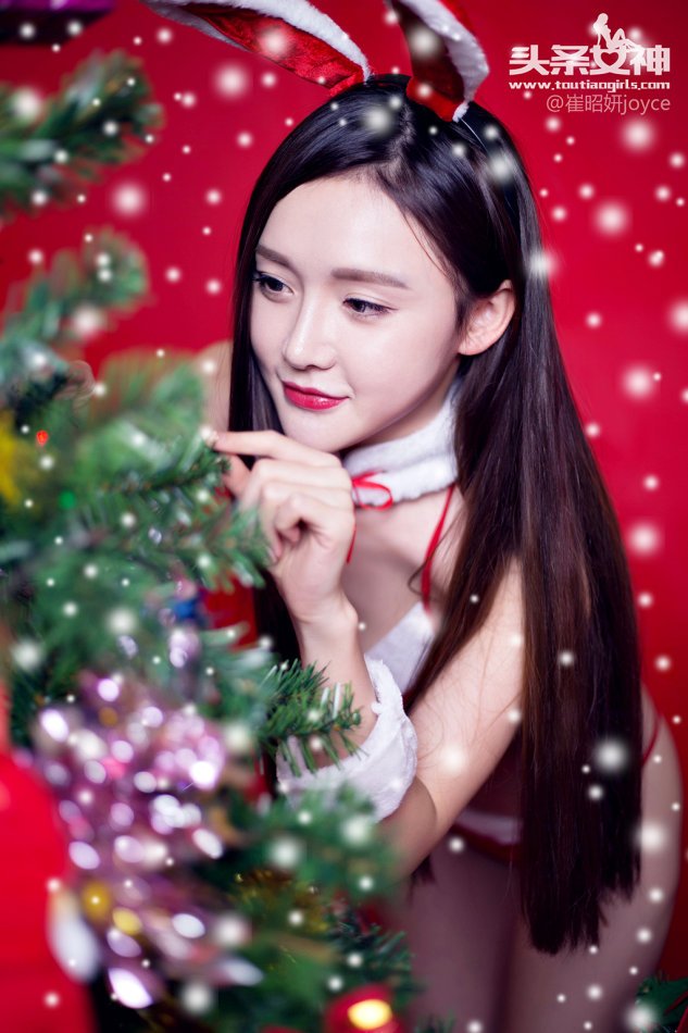 崔昭妍&达思宇 圣诞大战～酥胸美腿好身材