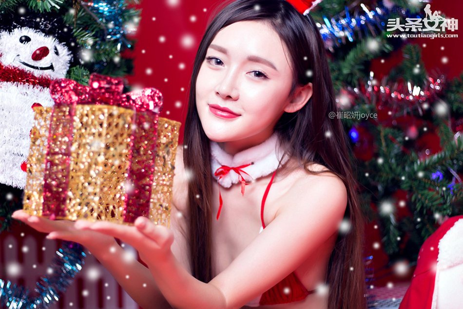 崔昭妍&达思宇 圣诞大战～酥胸美腿好身材