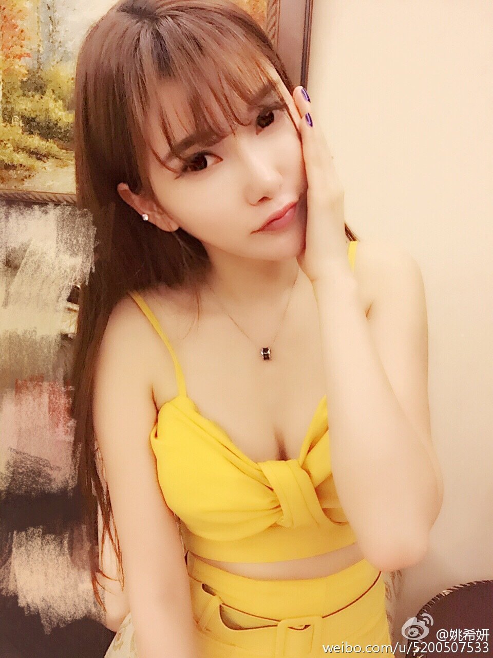 姚希妍 微博性感私房美图
