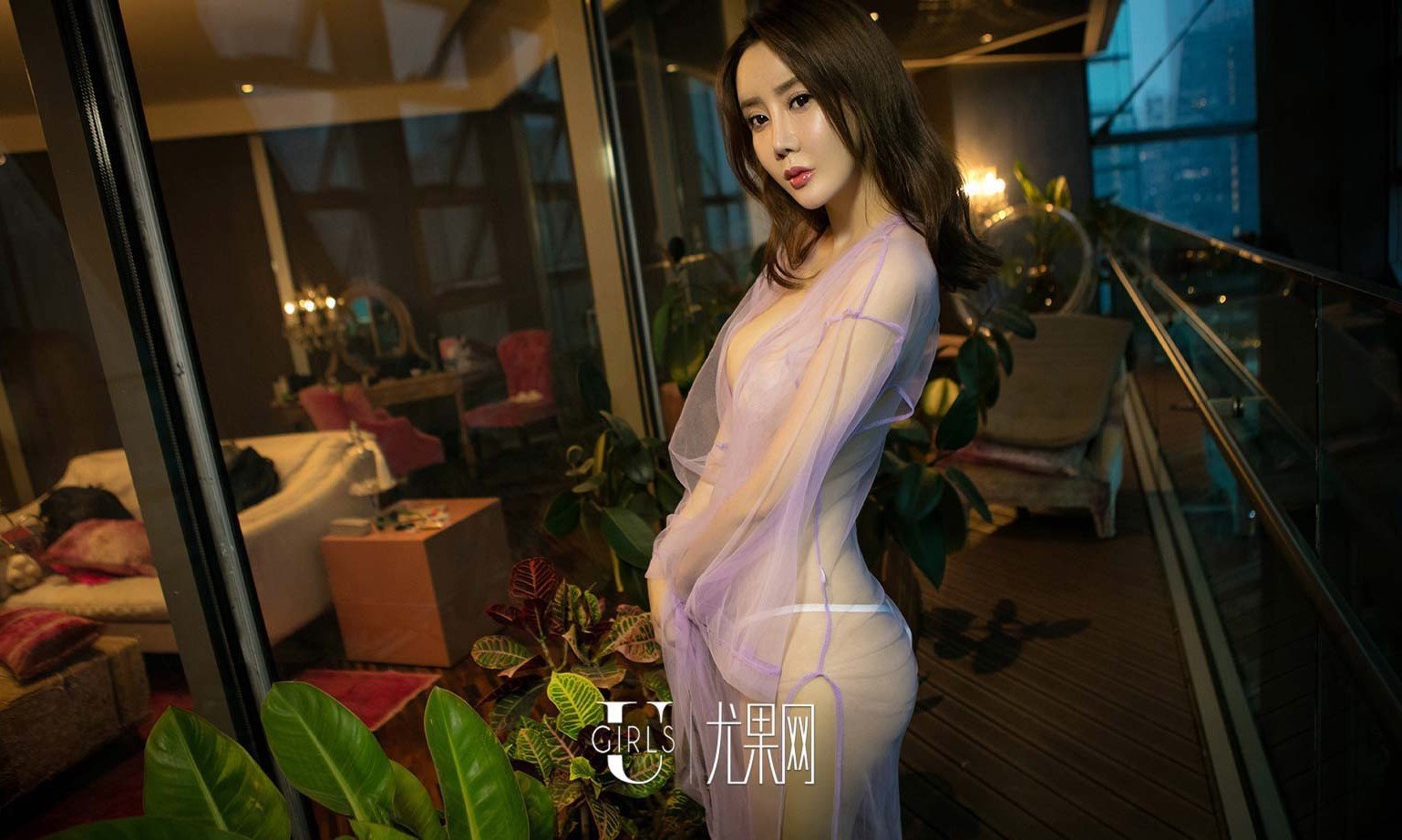 欣凌 [爱尤物]高清写真图VOL.479 含苞待放