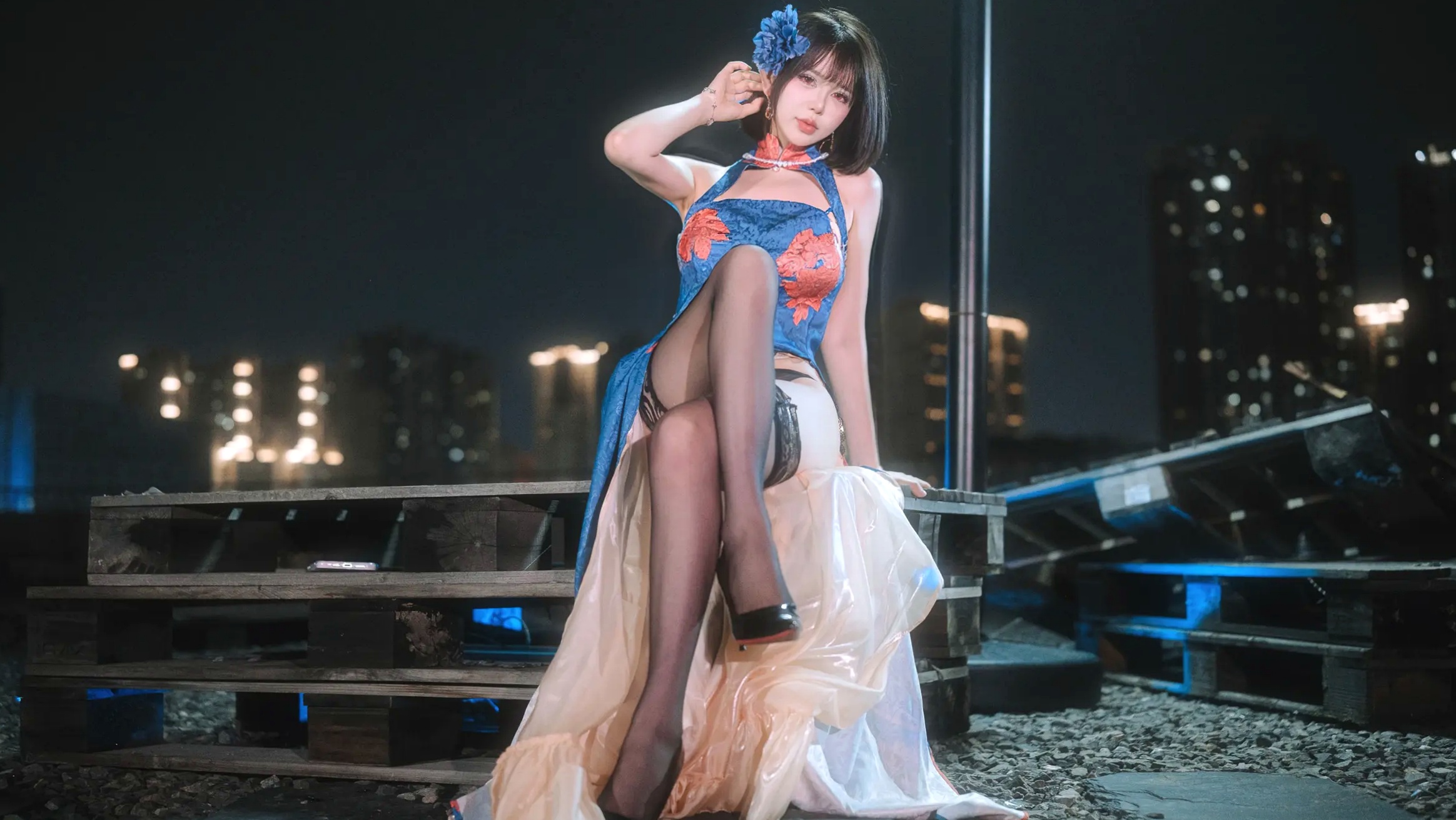 Gallery - Tina很妖孽呀 碧蓝航线建武cosplay 极品改良旗袍夜景大尺度私房照 [39P]角色扮演旗袍黑丝人间胸器大尺度 陈逸婕女神私房照_秀色女神 - image 2