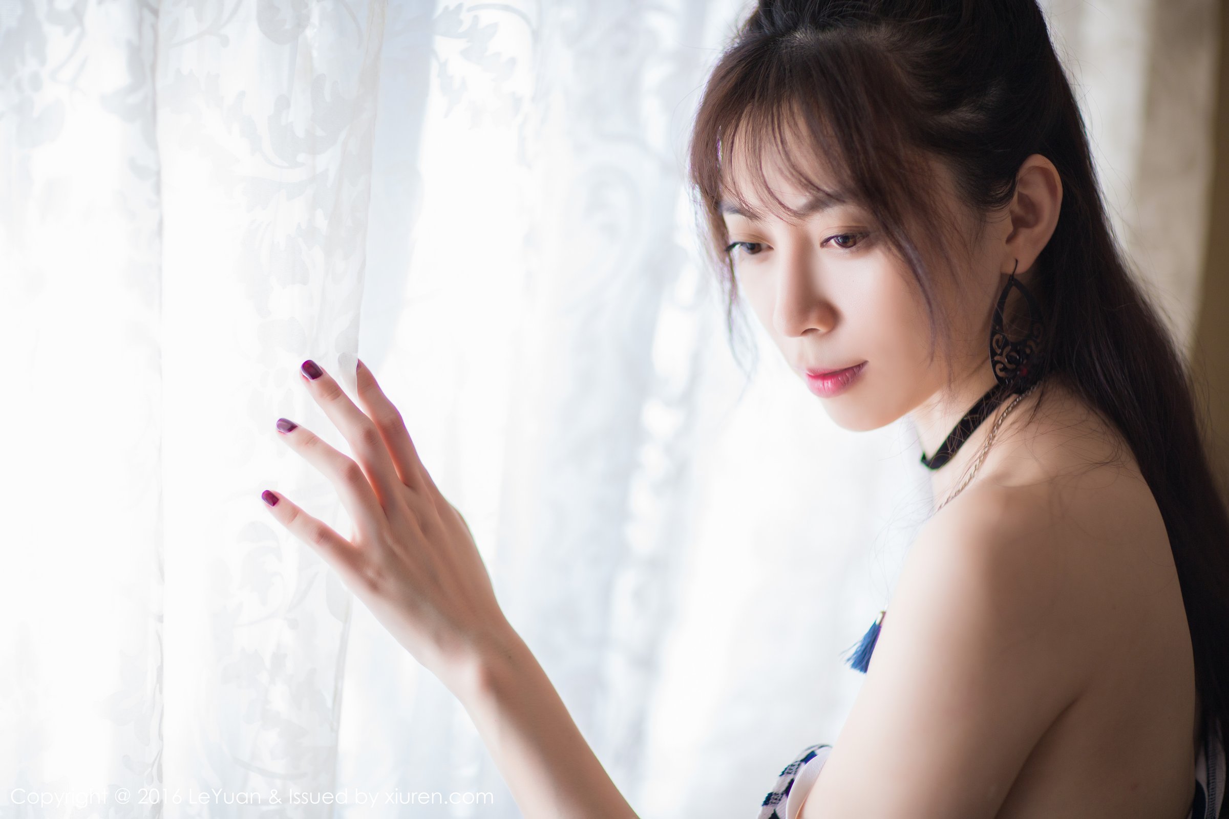 楚琪kiki [LeYuan星乐园]高清写真图2016.08.09 VOL.006