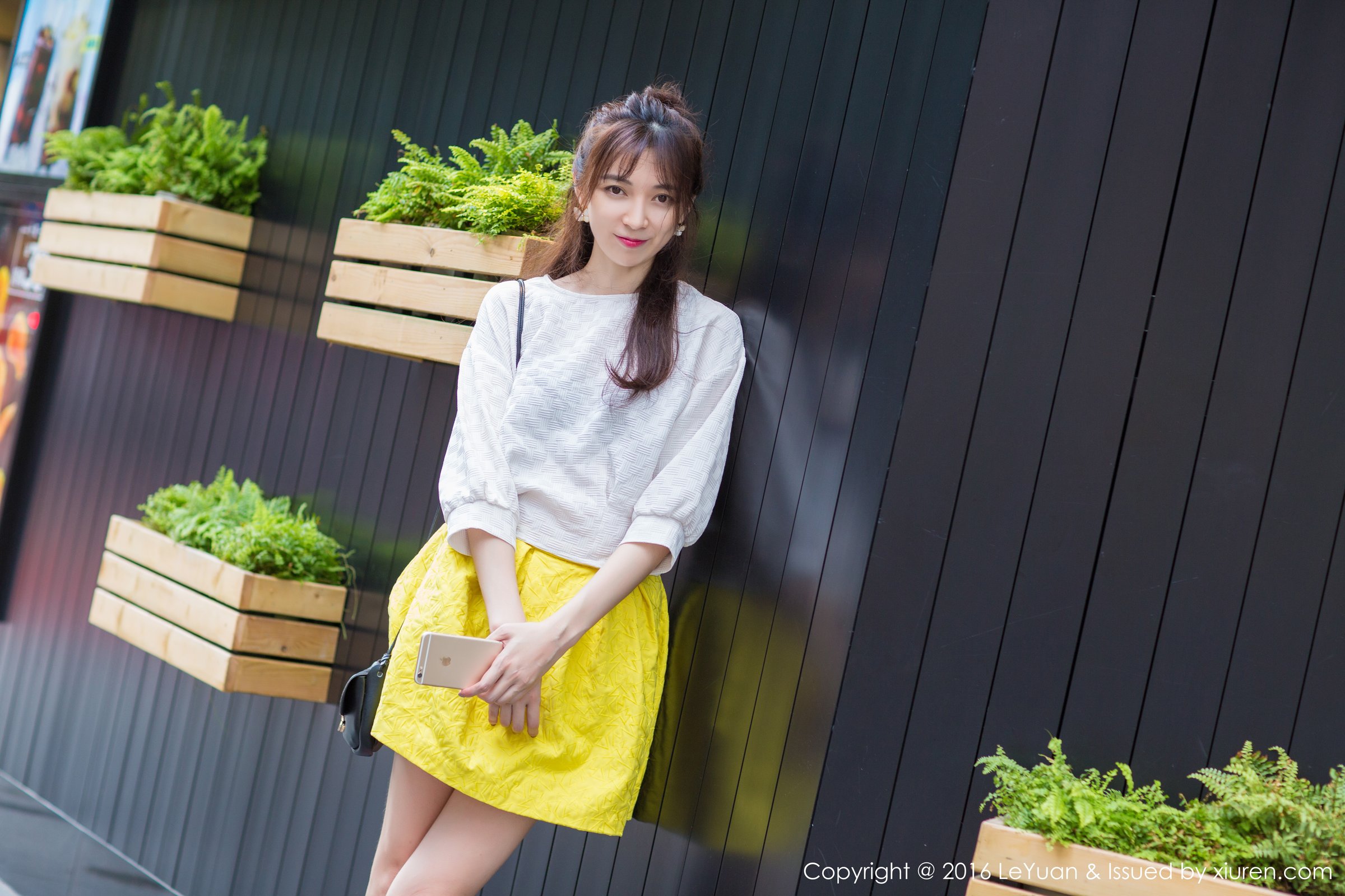 楚琪kiki [LeYuan星乐园]高清写真图2016.08.09 VOL.006