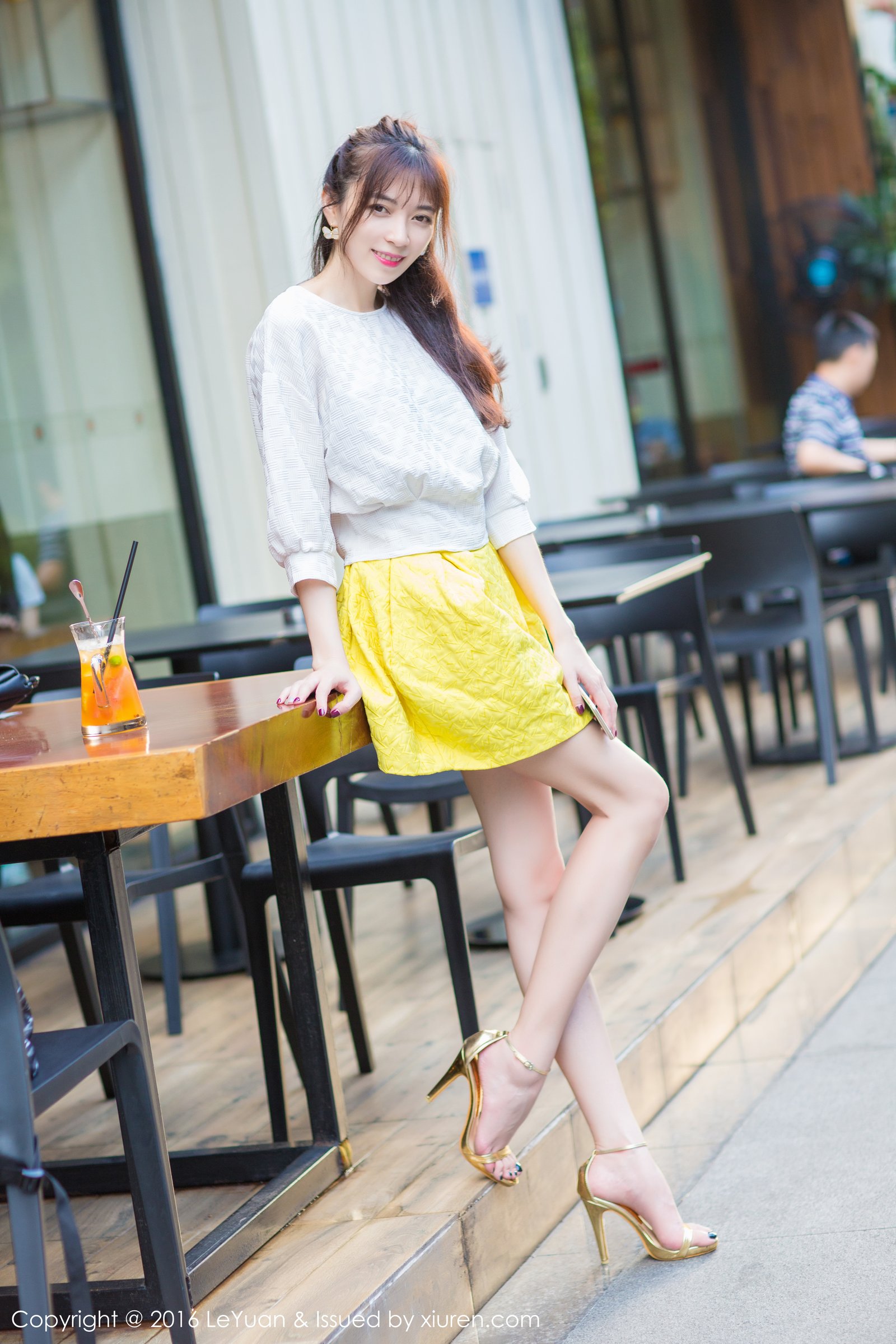 楚琪kiki [LeYuan星乐园]高清写真图2016.08.09 VOL.006