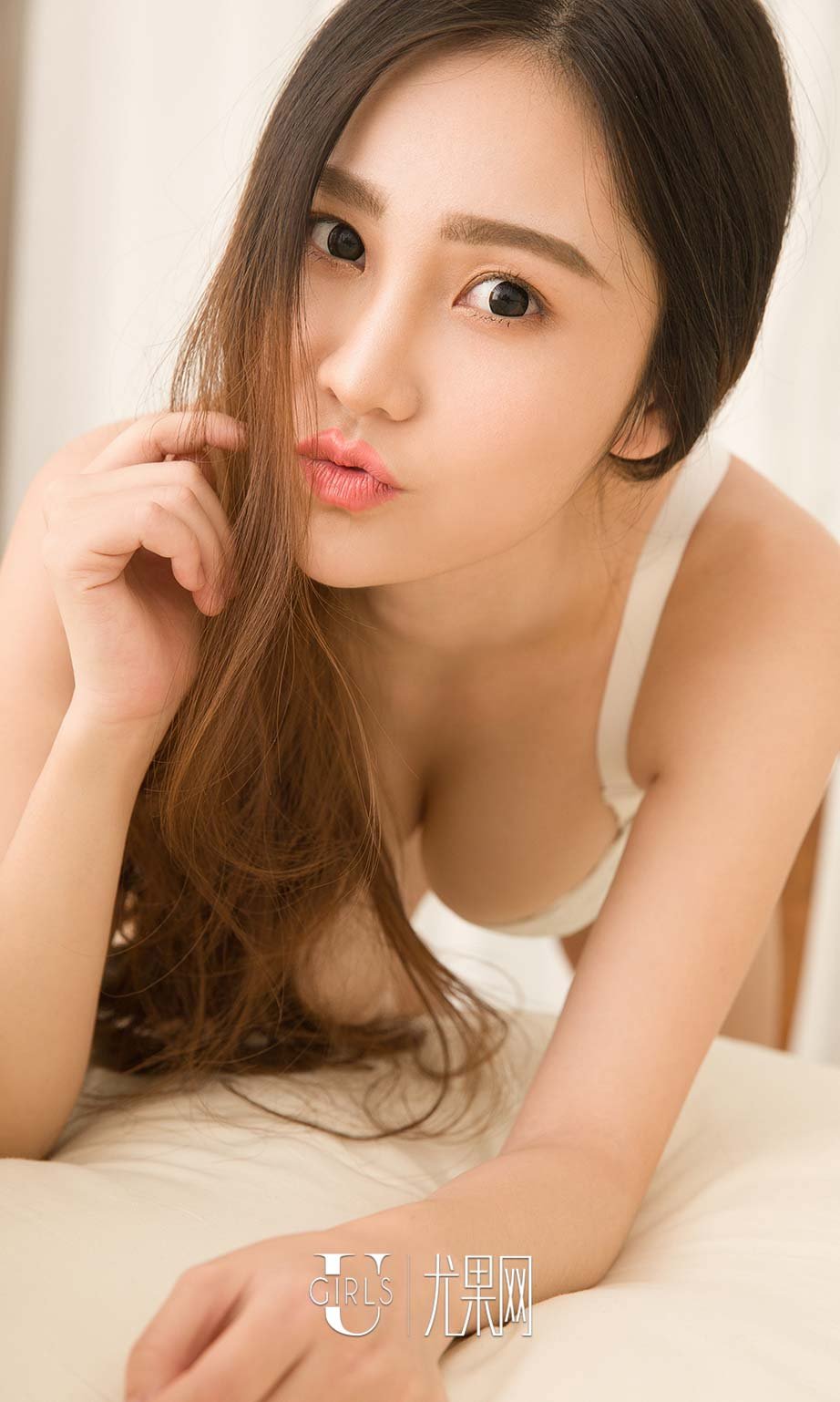 小超人Juno [爱尤物]高清写真图VOL.519 清新小猫女