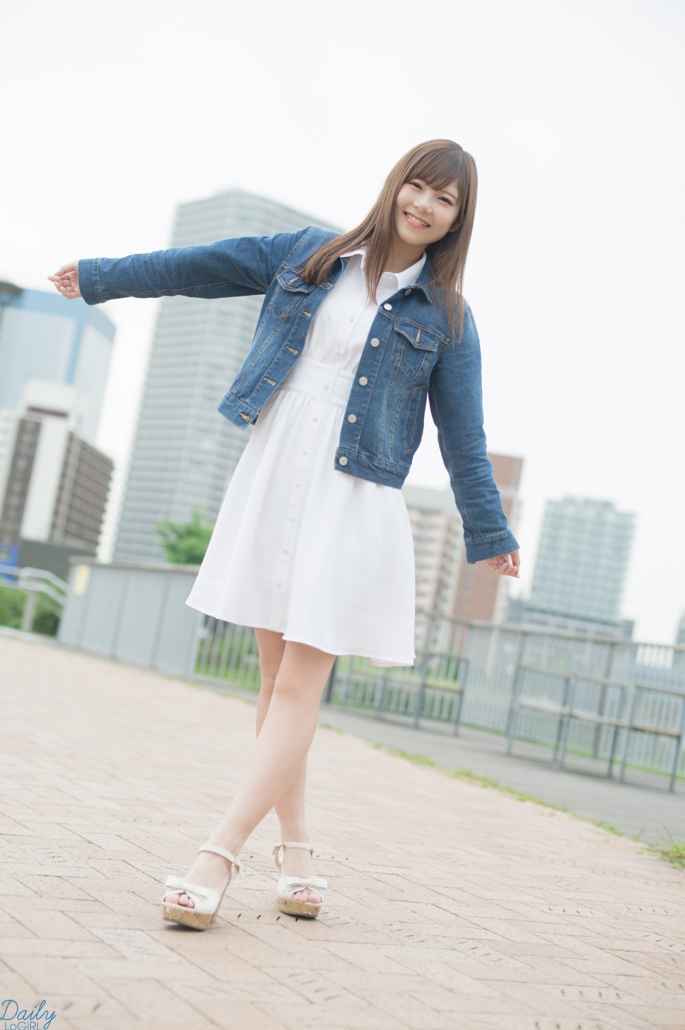 荒川优那 养眼美少女私房照诱惑写真图