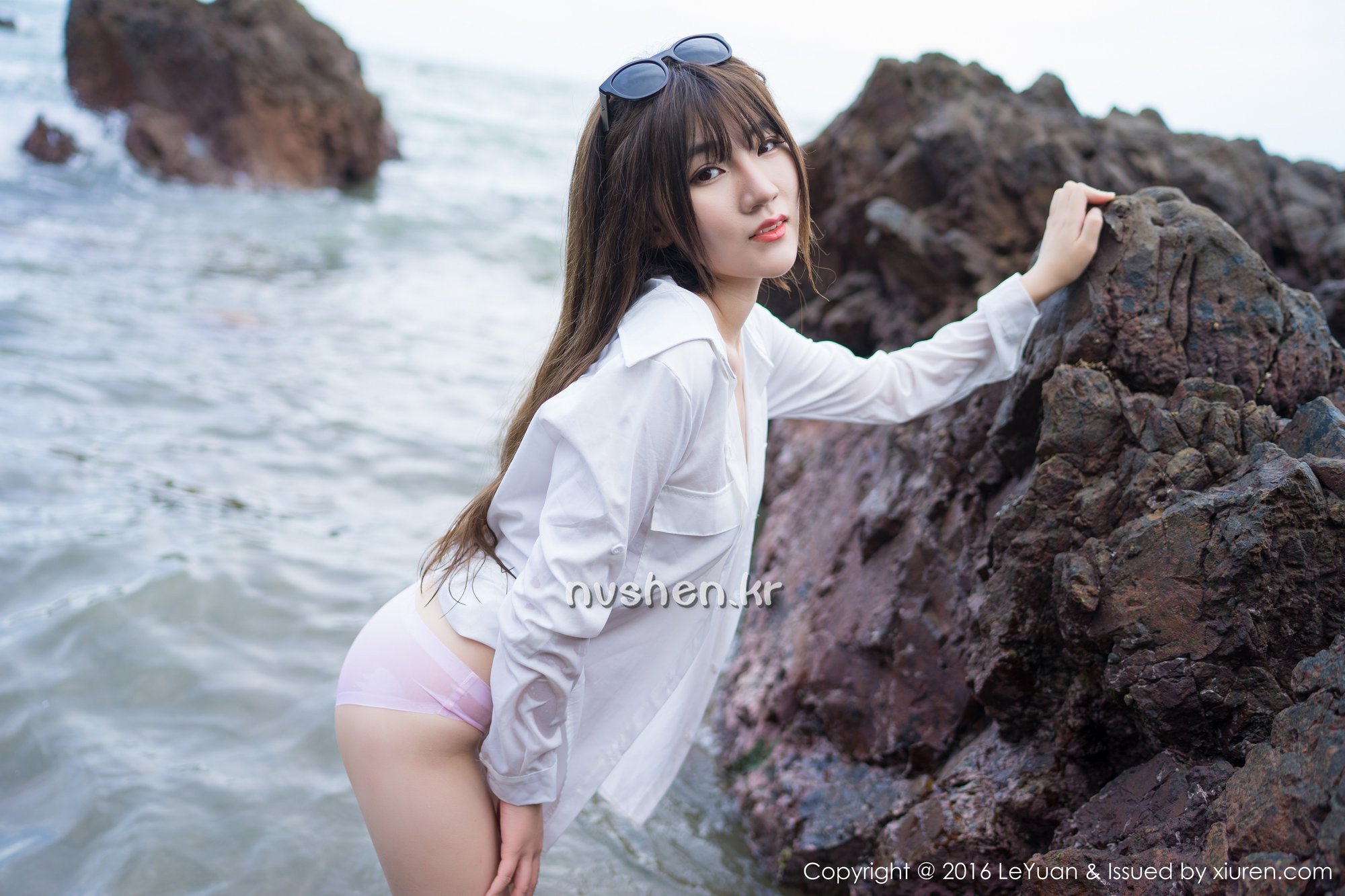 冷不丁 [LeYuan星乐园]高清写真图2016.10.12 VOL.012