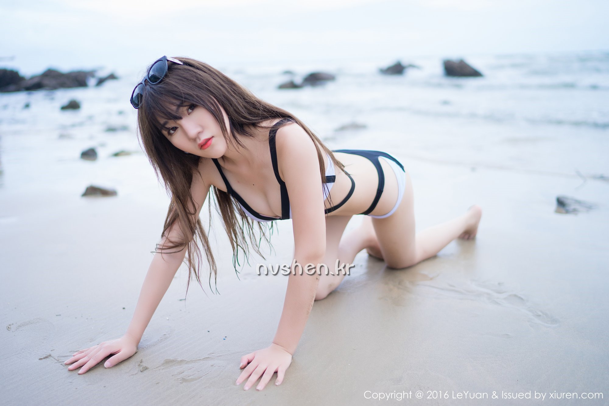 冷不丁 [LeYuan星乐园]高清写真图2016.10.12 VOL.012
