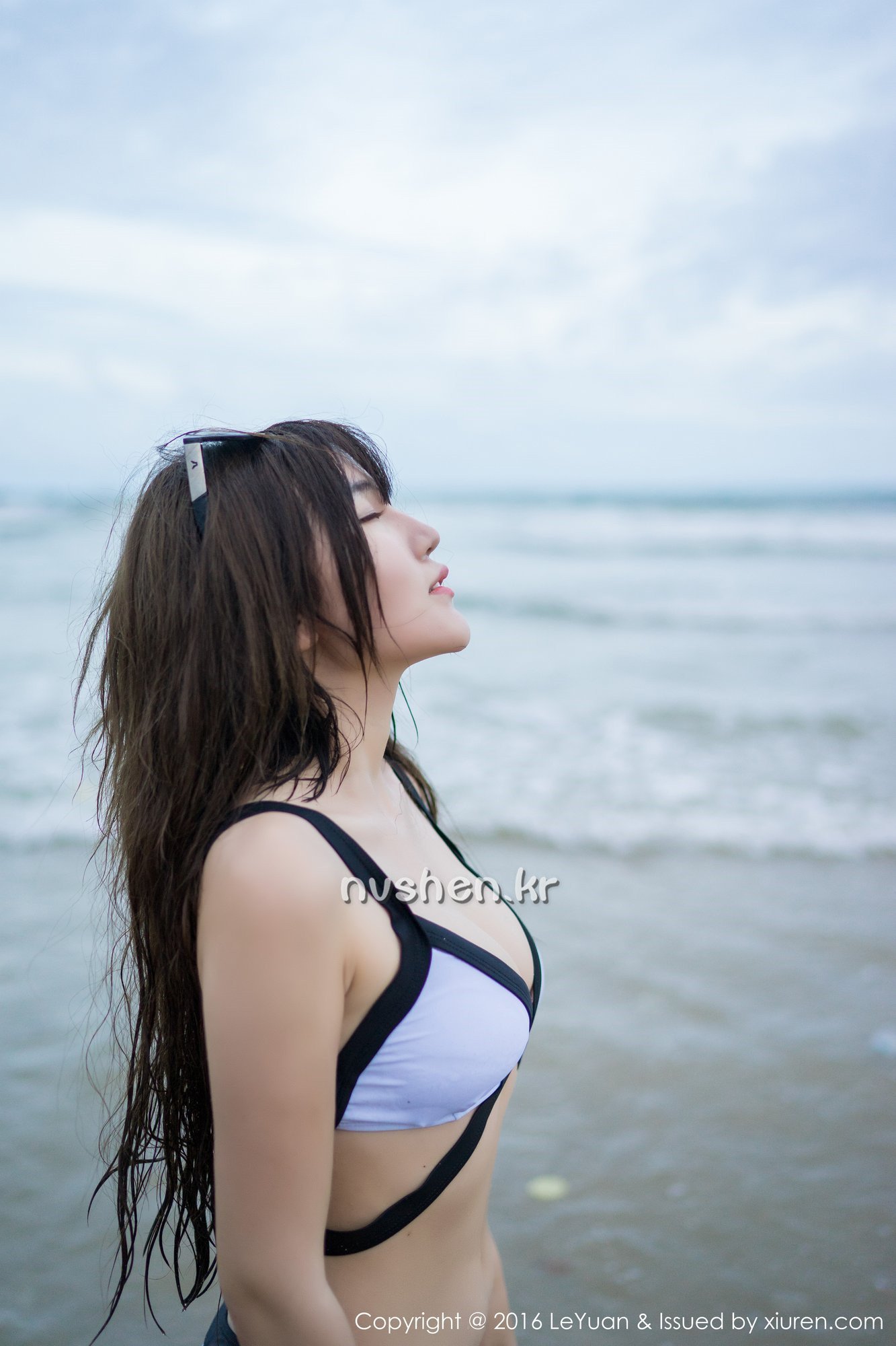 冷不丁 [LeYuan星乐园]高清写真图2016.10.12 VOL.012