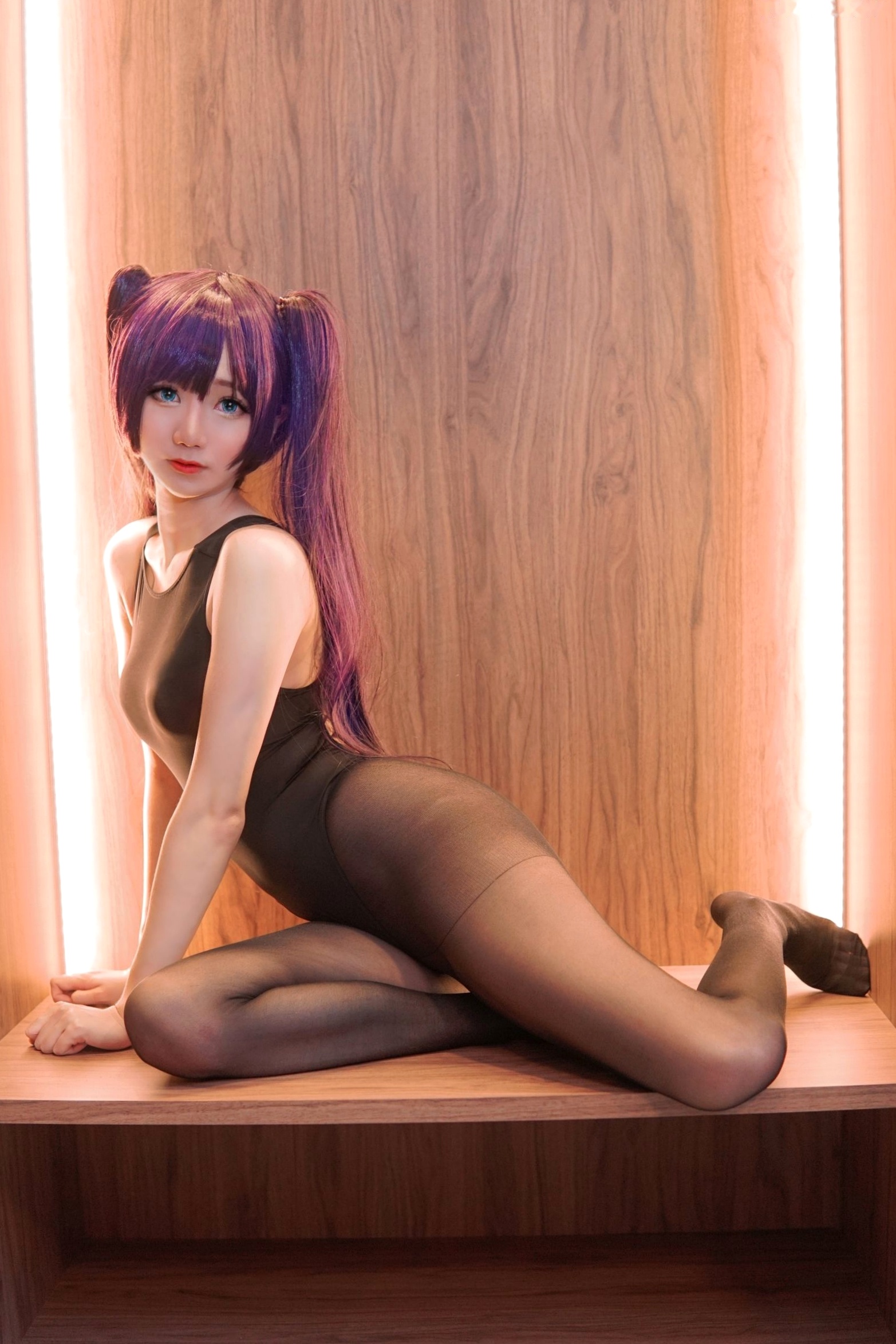 Gallery - 《Sally-Dorasnow-原神-莫娜-Cosplay-性感连体泳装-黑丝制服诱惑-湿身私房照-绝美漫展女神》角色扮演性感私房照黑丝湿身 王辛淼女神私房照_秀色女神 - image 3