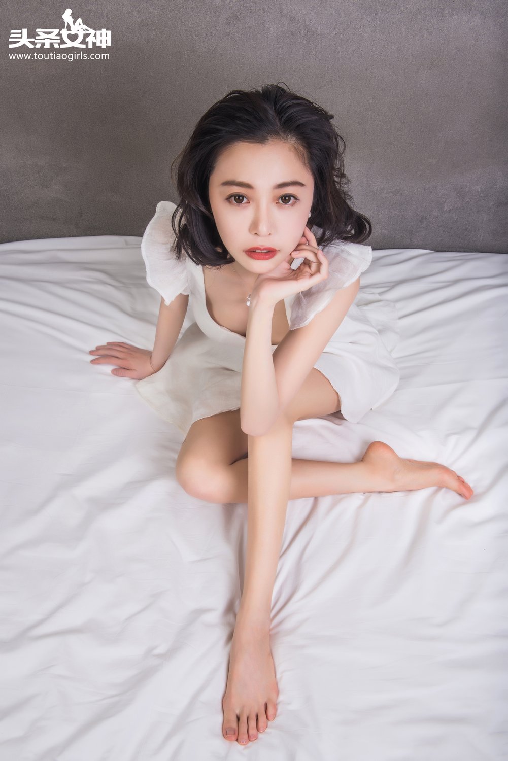 小爱 [TouTiao头条女神]高清写真图2016-12-10 敏感新妻