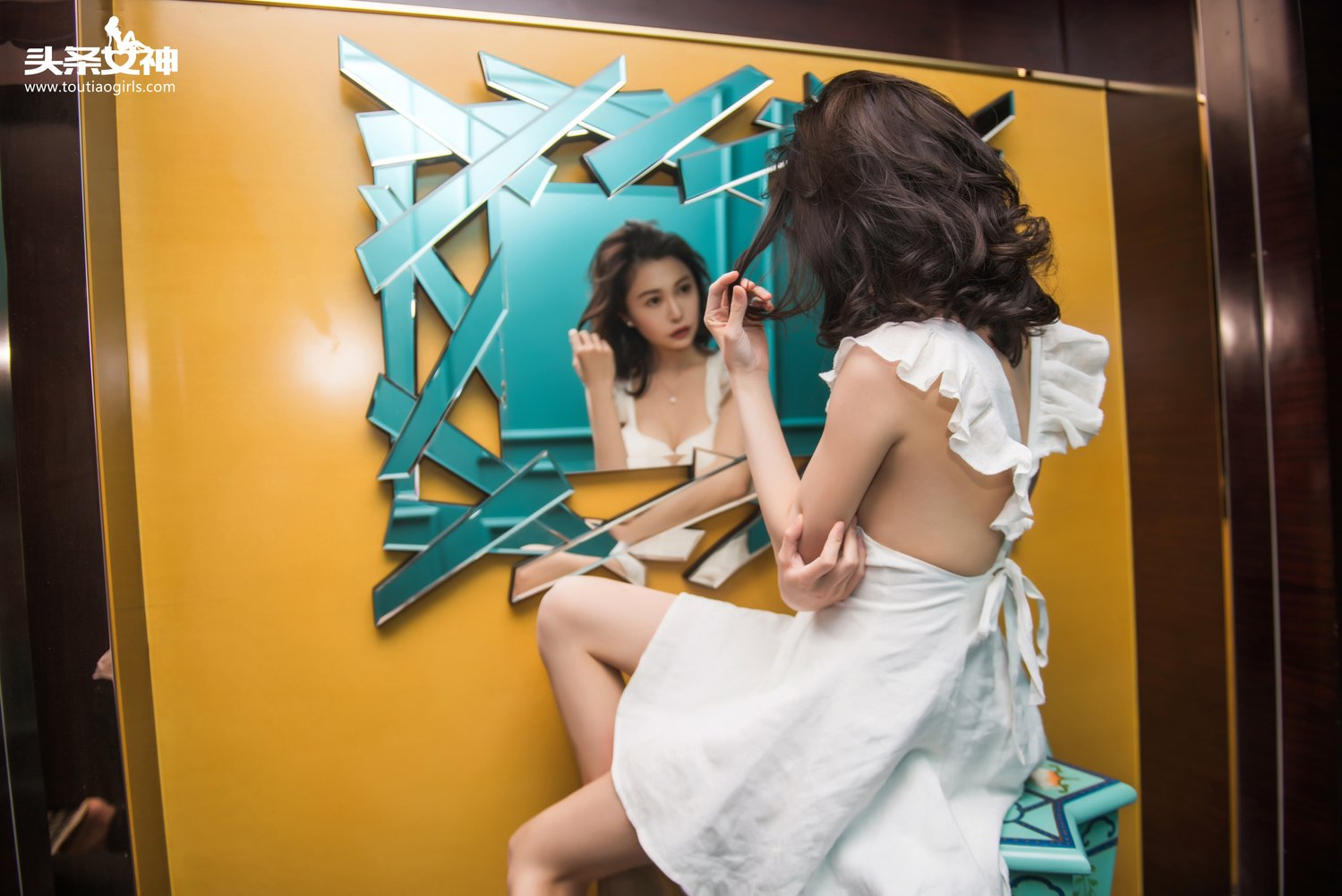 小爱 [TouTiao头条女神]高清写真图2016-12-10 敏感新妻