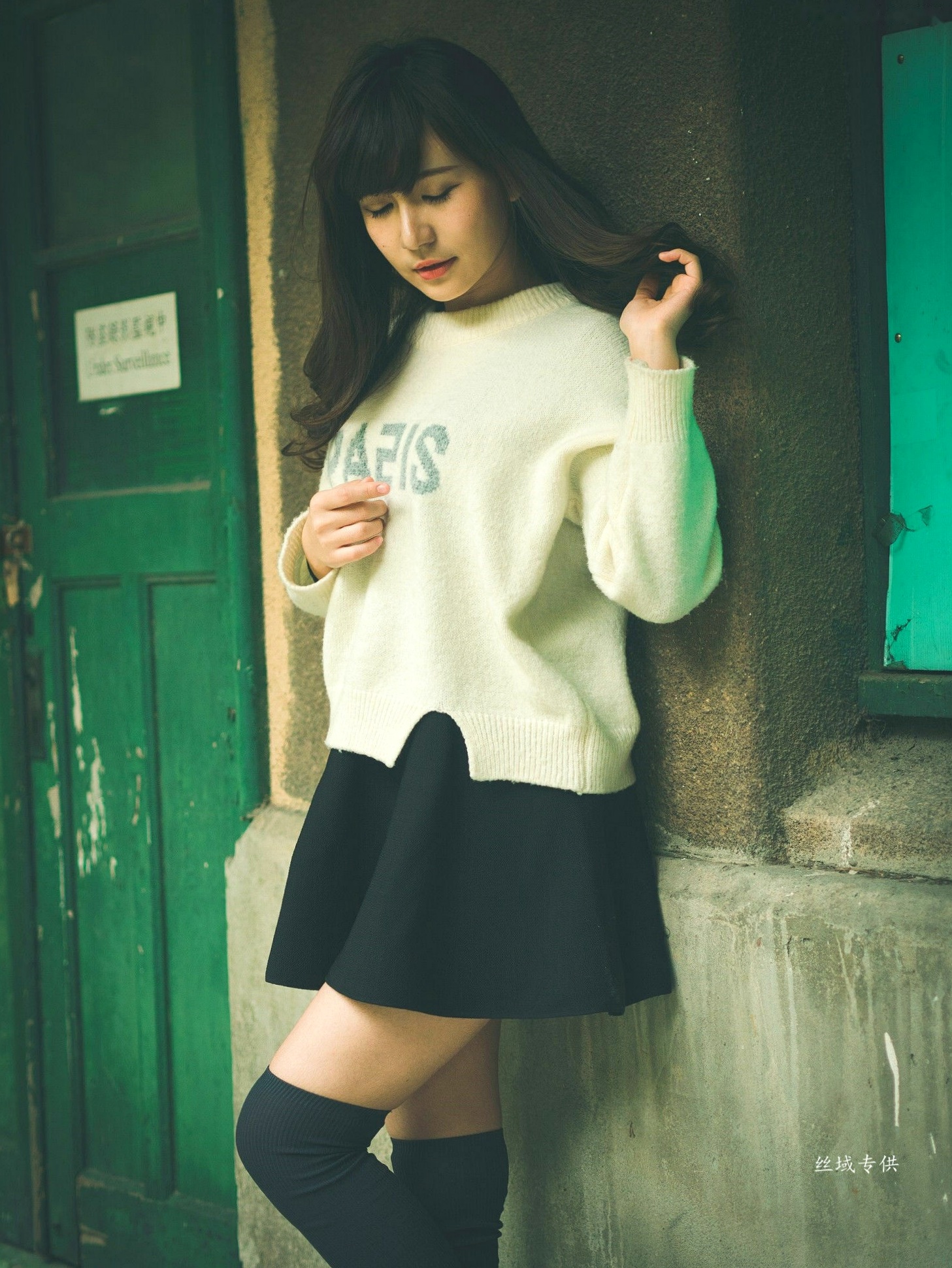 Gallery - 台湾正妹艾比《台湾大学》户外街拍女神写真集，清新学院风白毛衣少女私房照 [158P]台湾清新户外萌系治愈系 艾比女神私房照_秀色女神 - image 14