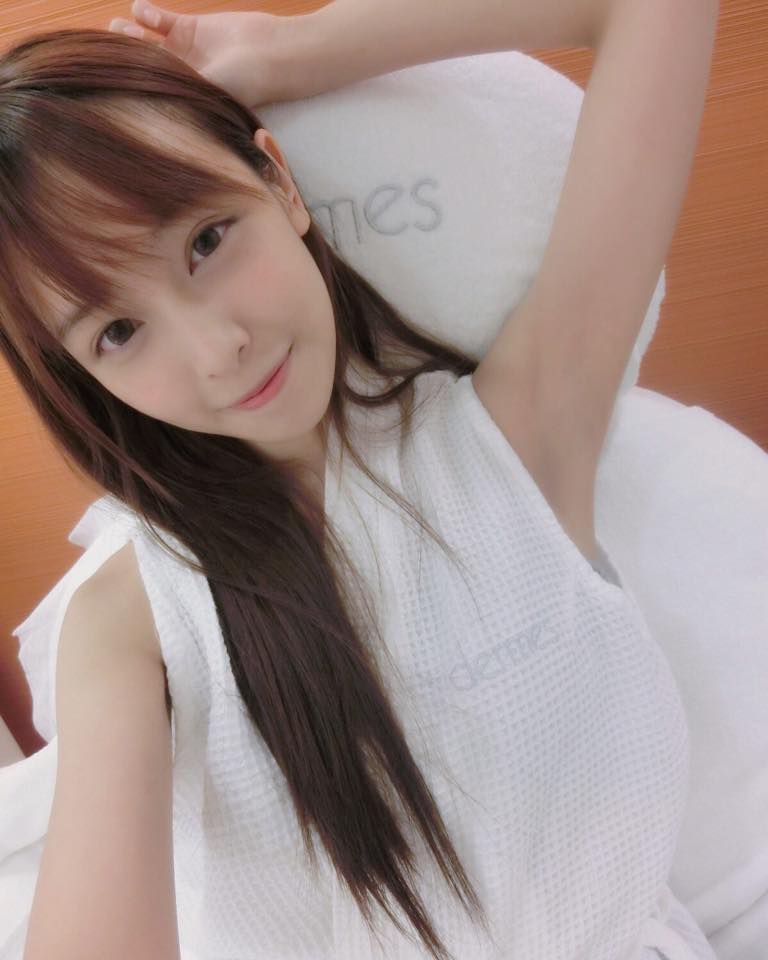 陈嘉靖 超萌香港LOL战队「Girls HK」正妹队员