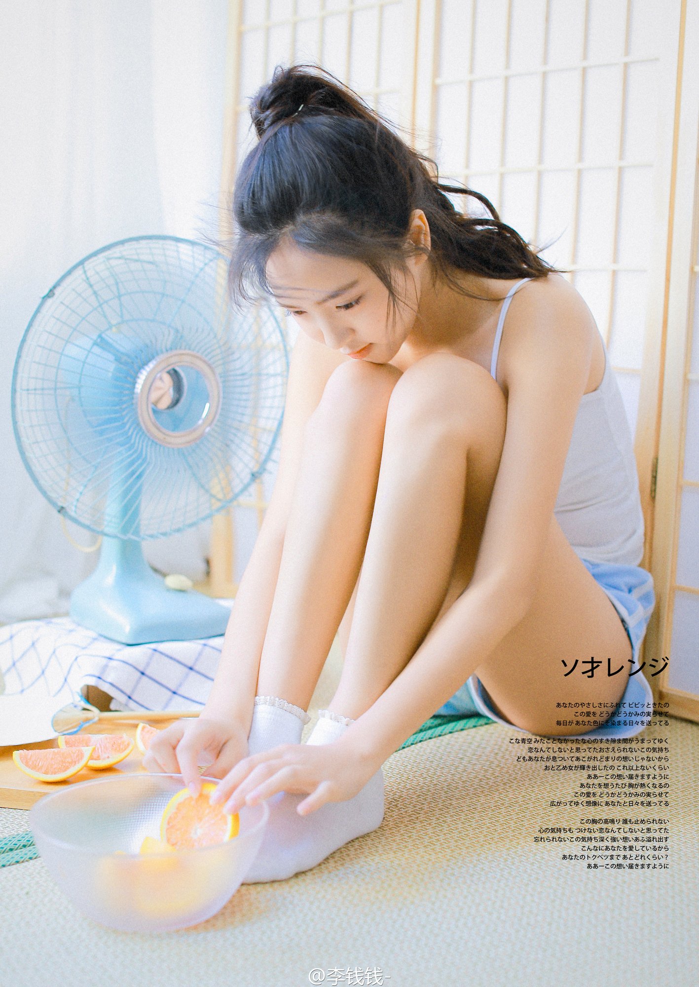 窦鹤鑫 治愈系网拍妹子写真图