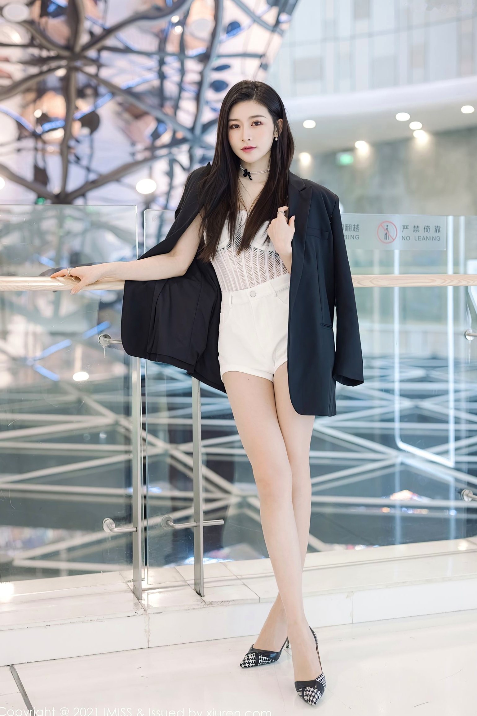 Gallery - IMiss爱蜜社 - Honey Club -569-Vanessa-居家私房写真-精致蕾丝内衣大片-优雅迷人气质-2021.03.26爱蜜社 - Honey Club 性感气质内衣私房照 任育萱女神私房照_秀色女神 - image 3