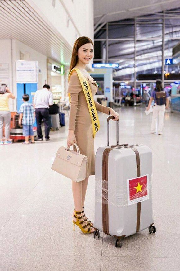 阮氏玉媛 2016环球小姐冠军比基尼写真图