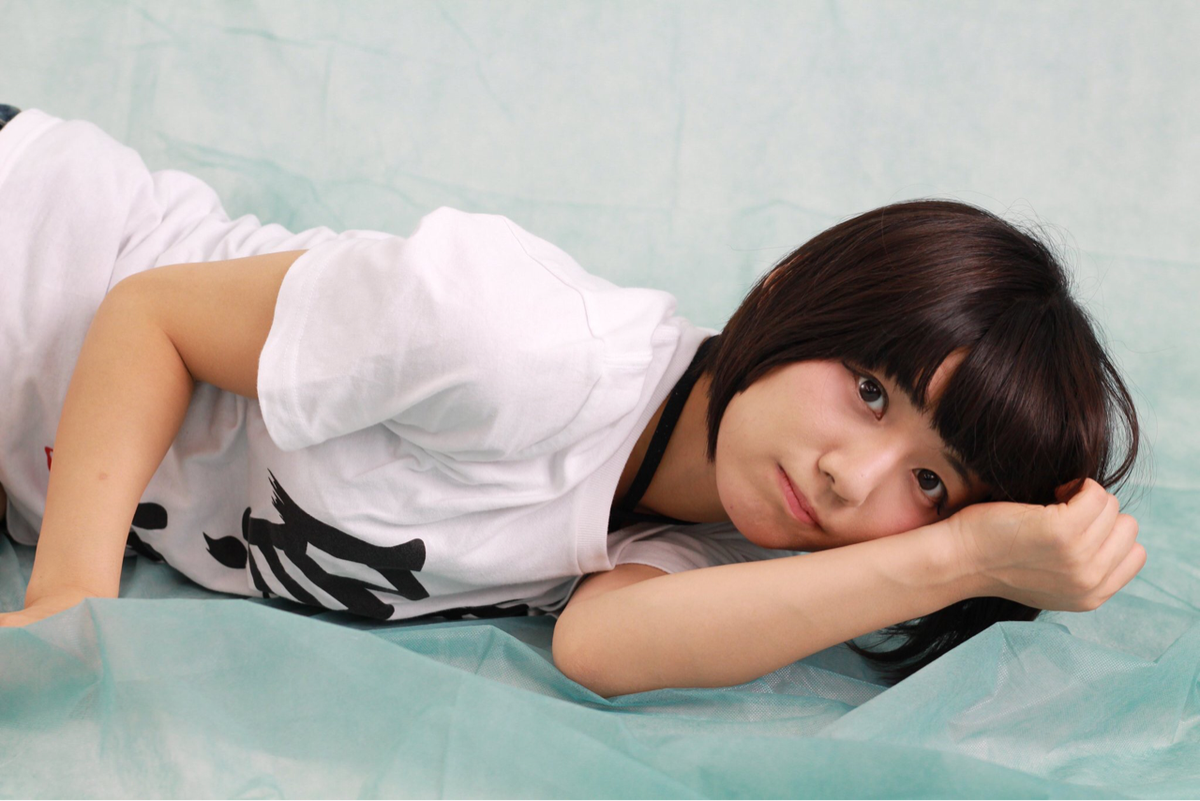 藤北れな 短发清新美少女美图