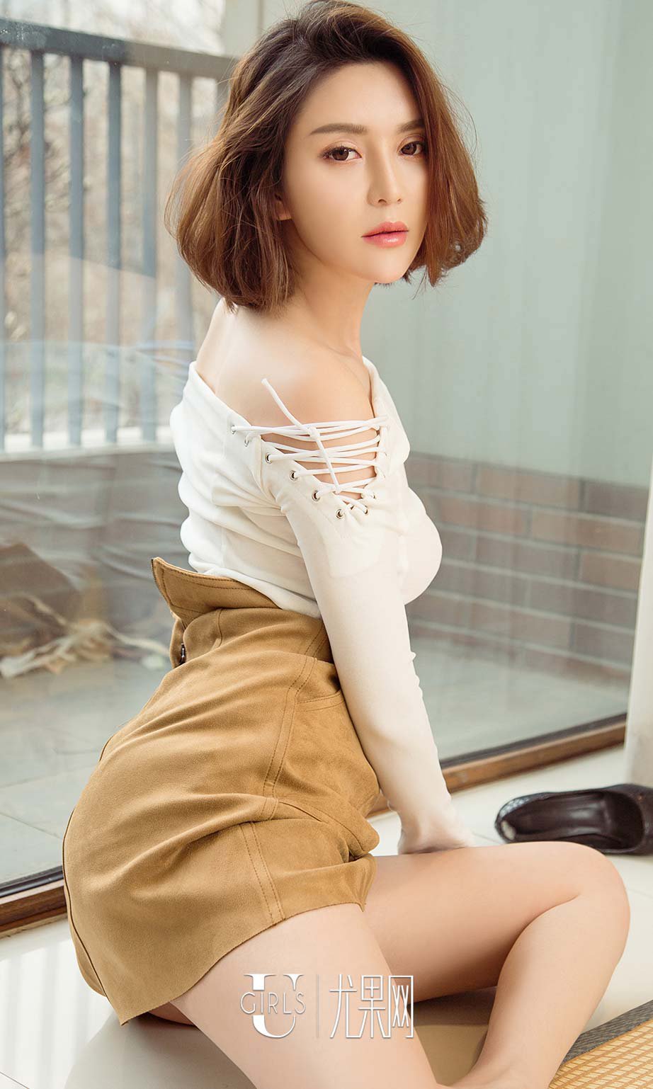 林鑫  [尤果圈爱尤物]高清写真图VOL.590 大红袍