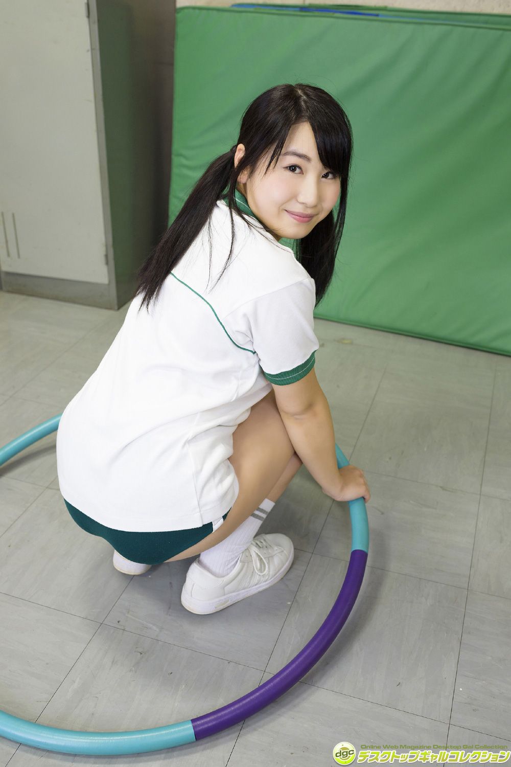 織川みか [DGC]高清写真图No.1348 道産子の白い肌が映える柔らかGカップ!