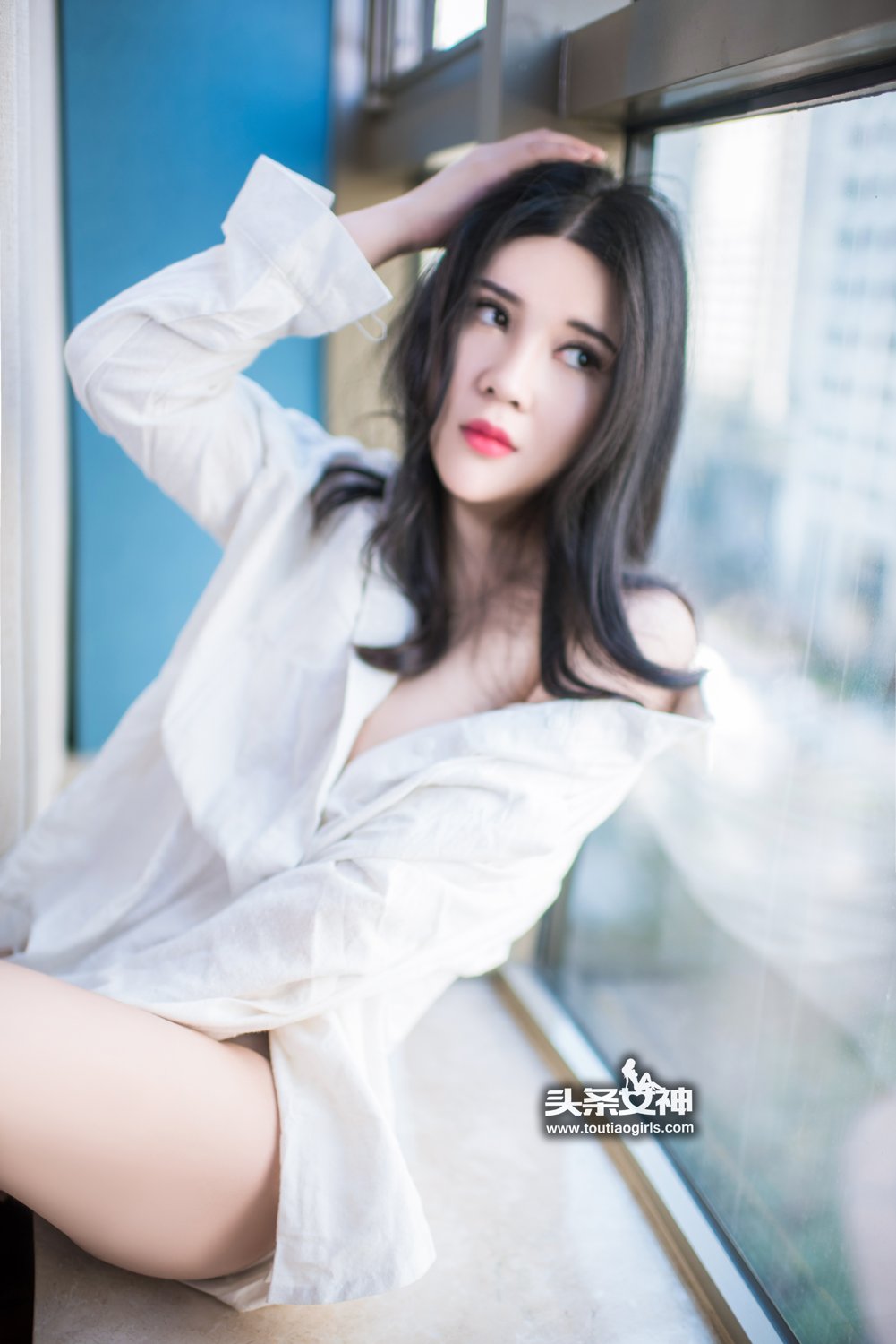 可儿- [TouTiao头条女神]高清写真图 2017-03-19 性感开发