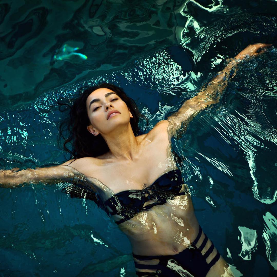 Adrianne Ho 真·街头女神！健美身材让全世界疯狂！