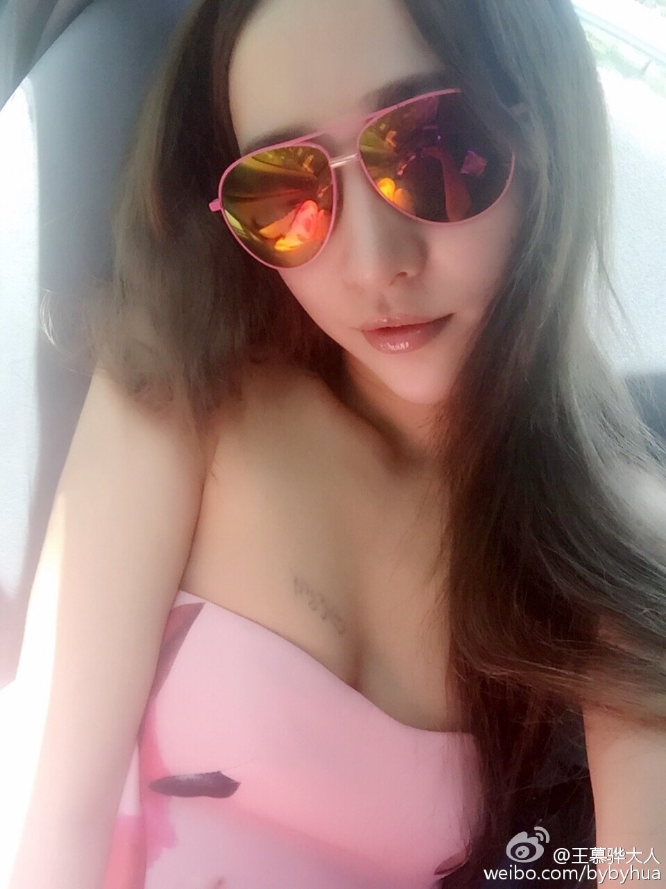 王慕骅 微博超迷人私房照诱惑写真图