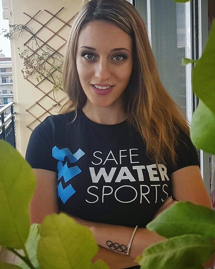 Anna Korakaki 希腊射击女神抖胸妹