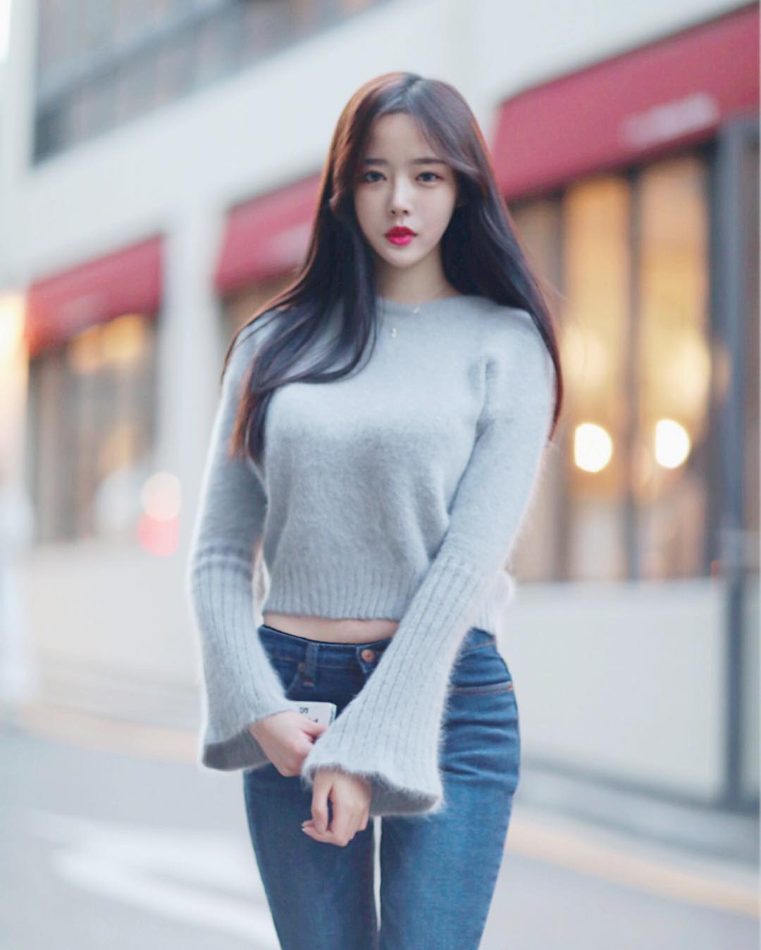 윤혜주 小隻马露出深沟雪白超诱人