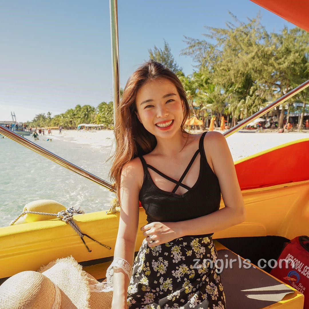 南韩超人气网红Ha Neul 初成熟的内衣模特儿