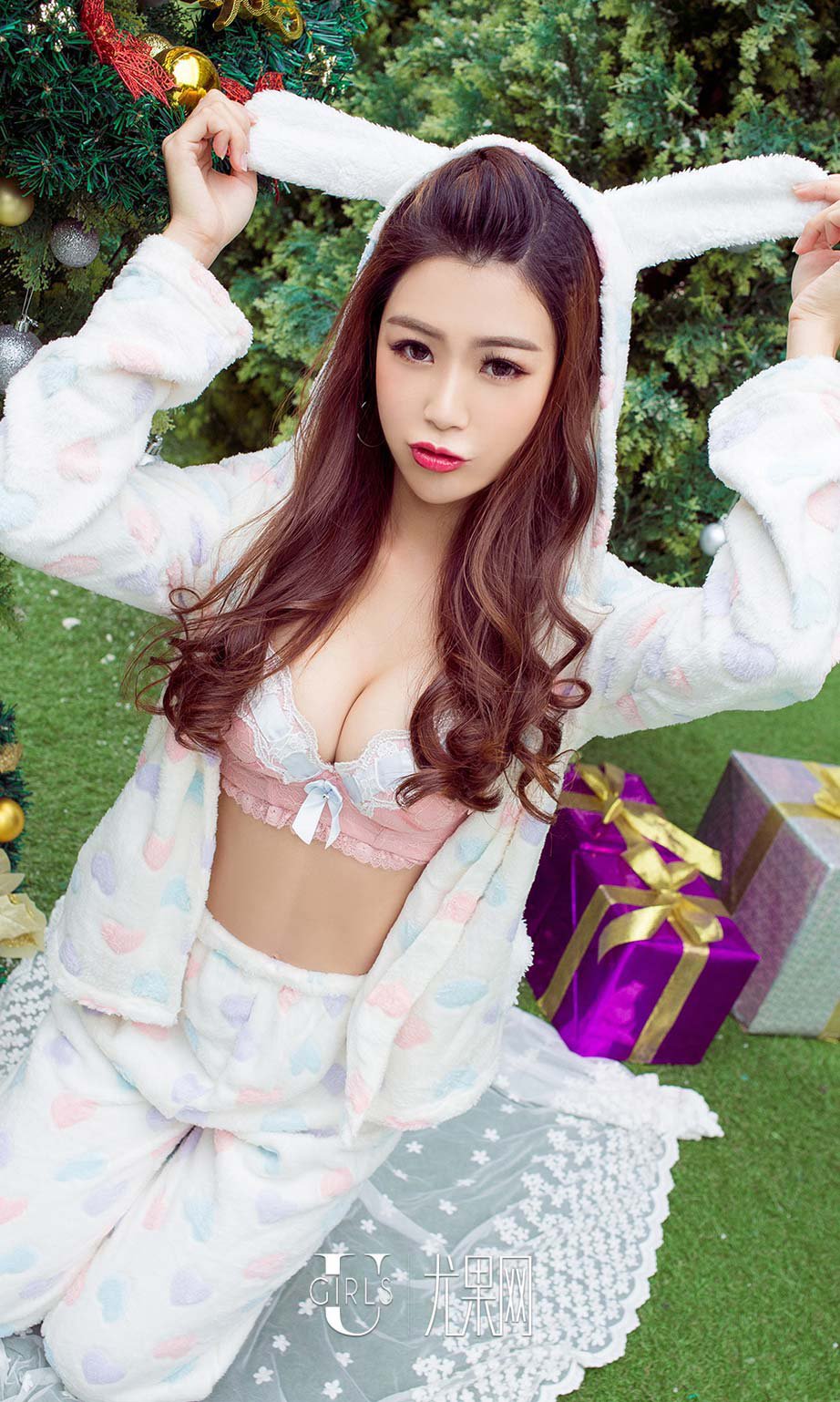 wanting [尤果圈爱尤物]高清写真图VOL.586 圣诞结
