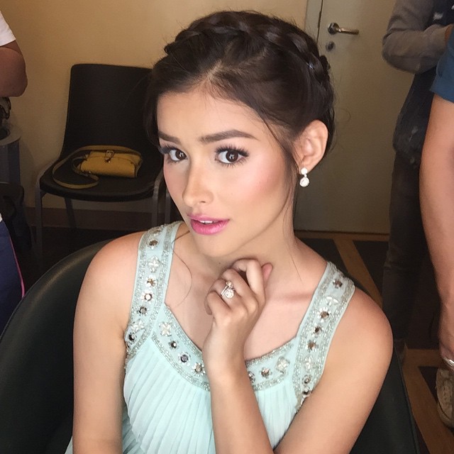 Liza Soberano 全球最美脸蛋的菲美混血模特
