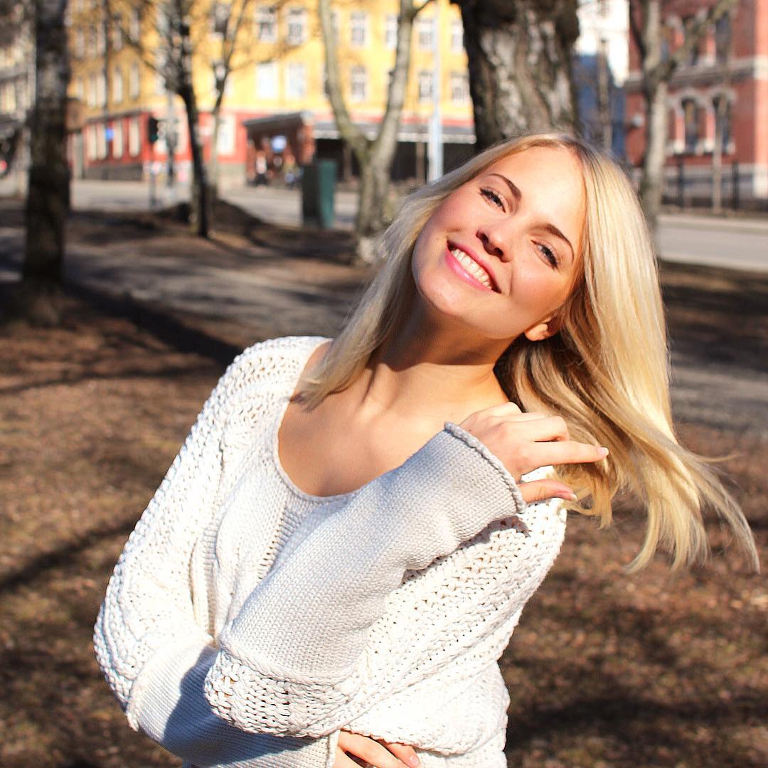 Emilie Nereng 挪威第一才女私房照诱惑写真图