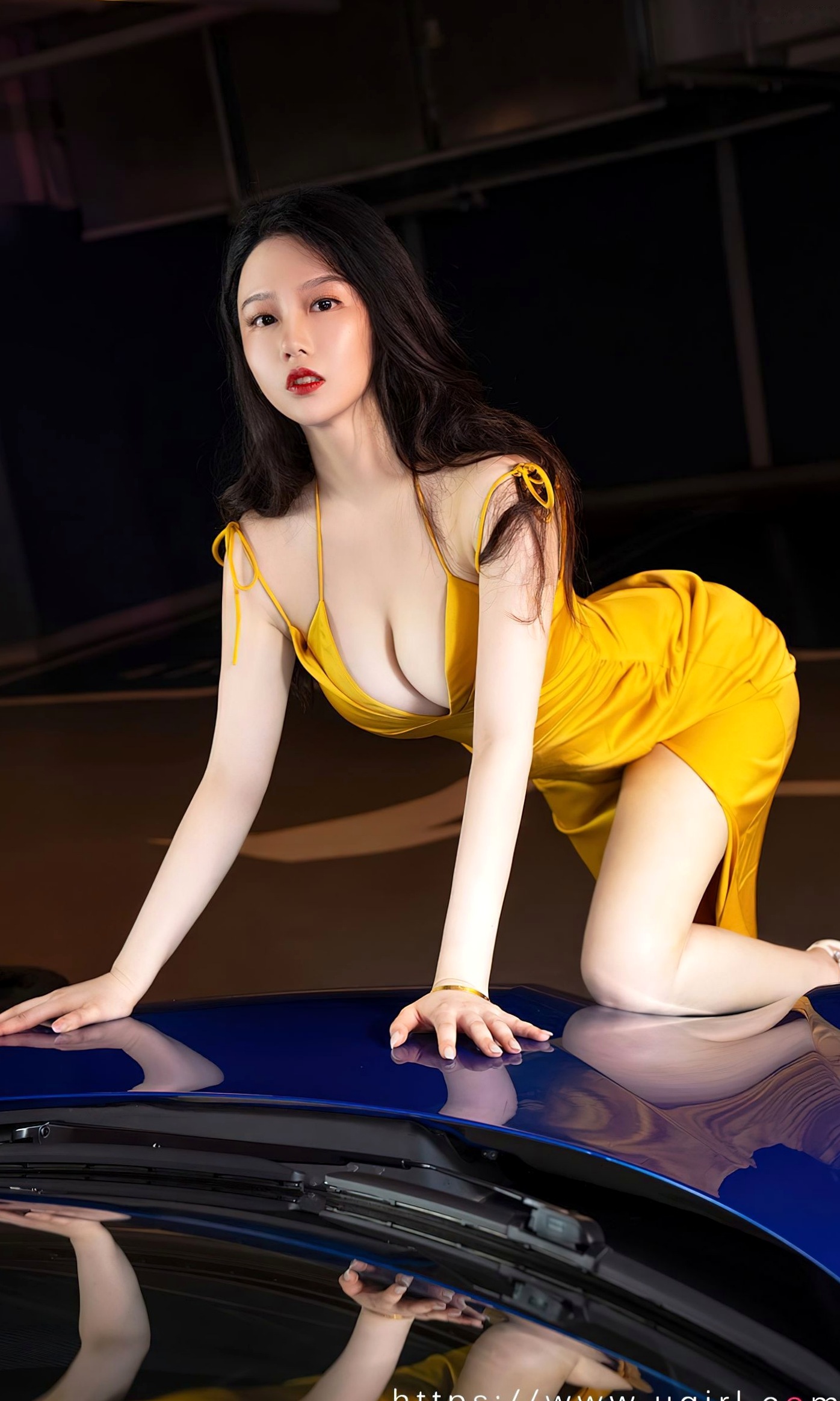 Gallery - UGirlsApp尤果圈 - Chiness Model -2651-钟晴《完美邂逅》：黄色吊带短裙车模大片，豪车跑车女神秀性感身材与撩人美腿爱尤物 - Love Beauty 性感诱惑尤物美腿尤果网 - Chiness Model  钟晴女神私房照_秀色女神 - image 17