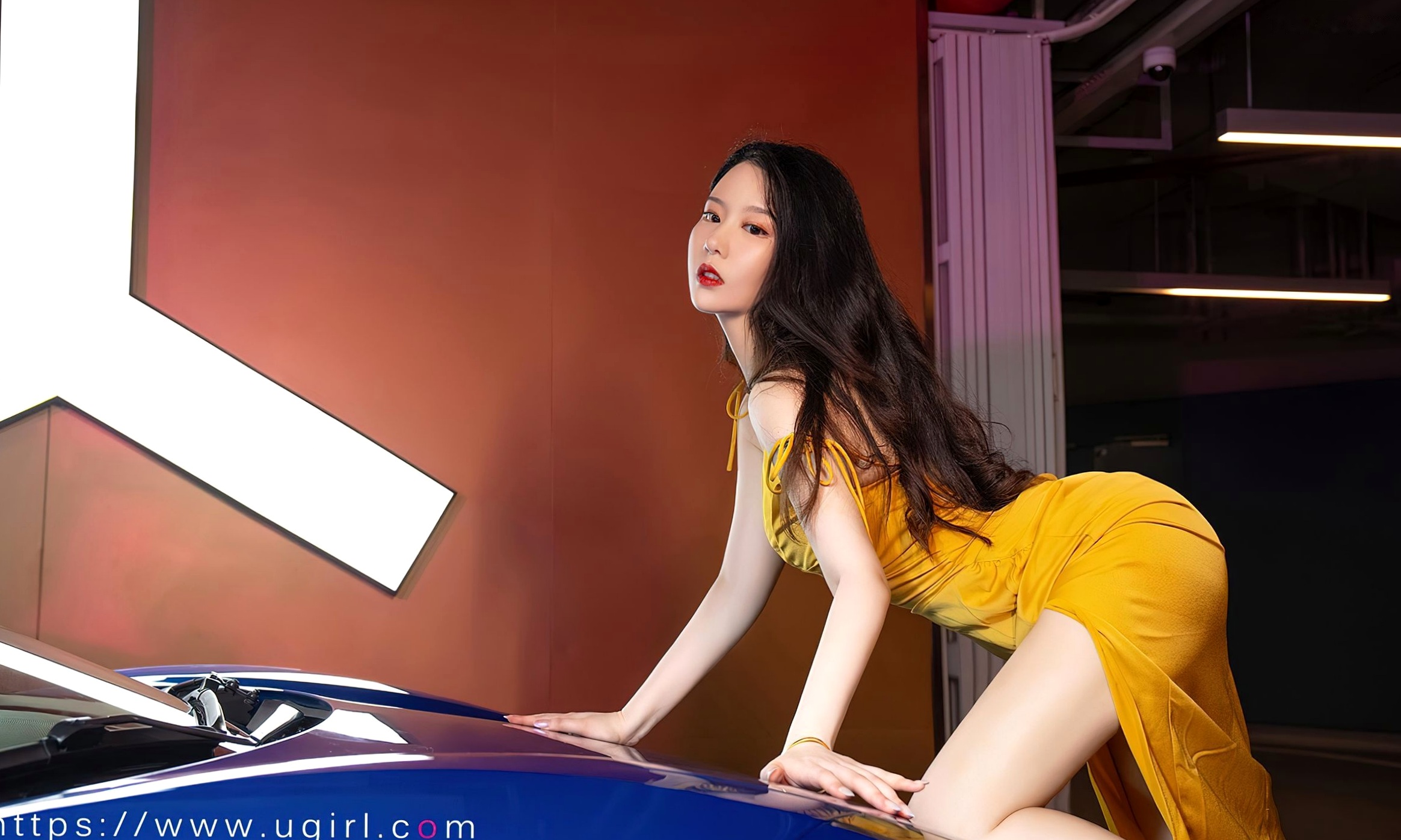 Gallery - UGirlsApp尤果圈 - Chiness Model -2651-钟晴《完美邂逅》：黄色吊带短裙车模大片，豪车跑车女神秀性感身材与撩人美腿爱尤物 - Love Beauty 性感诱惑尤物美腿尤果网 - Chiness Model  钟晴女神私房照_秀色女神 - image 24
