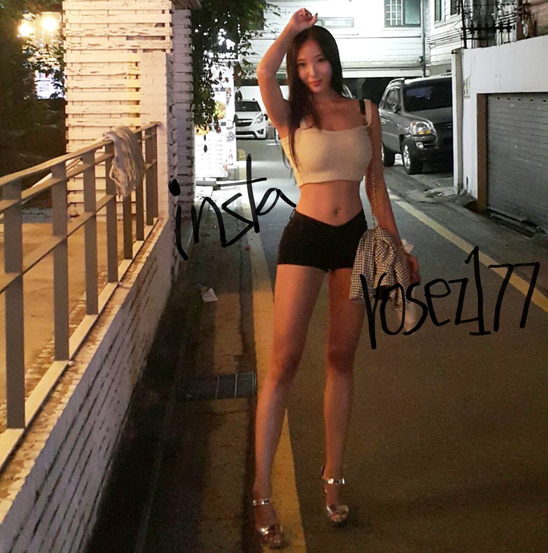 Rosez177- 奶香四溢的韩国正妹私房照
