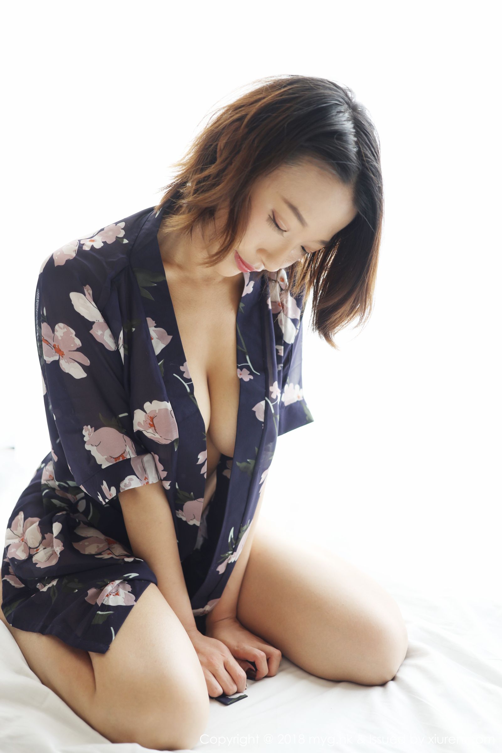 性感模特栗子Riz 韵味旗袍妩媚和服