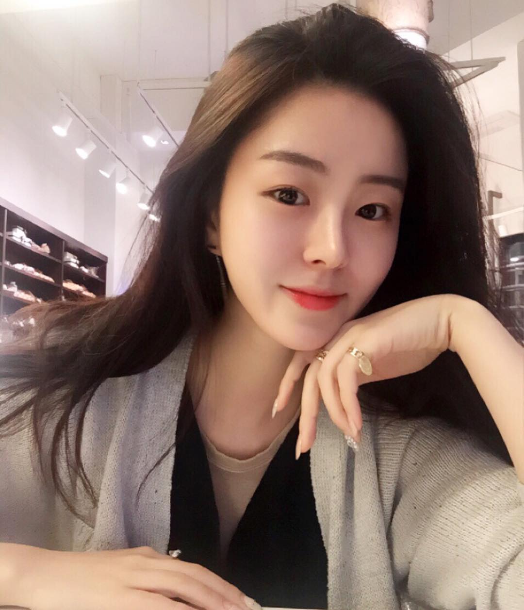 Yang Hyoseung- 撞脸雪炫的韩国气质正妹