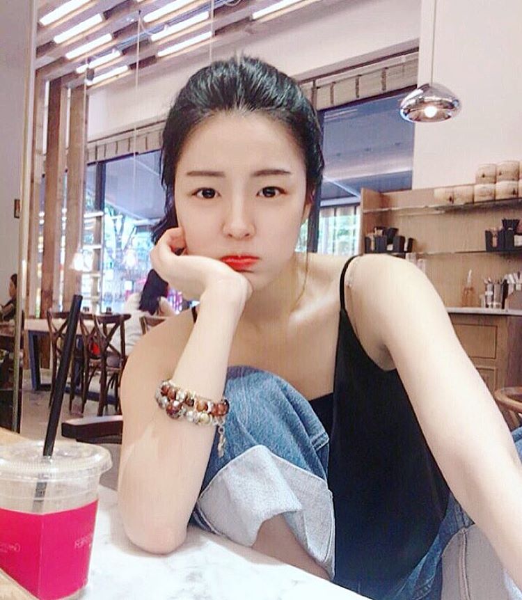 Yang Hyoseung- 撞脸雪炫的韩国气质正妹