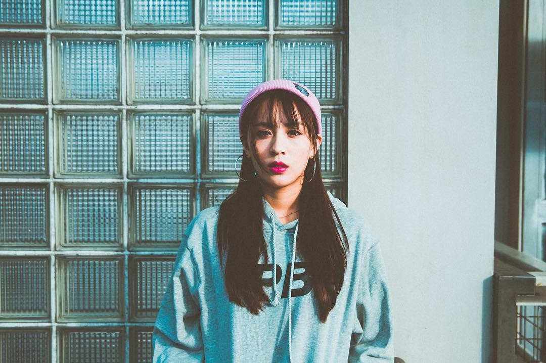 Julie忻怡- 中泰混血儿~超正的台湾正妹