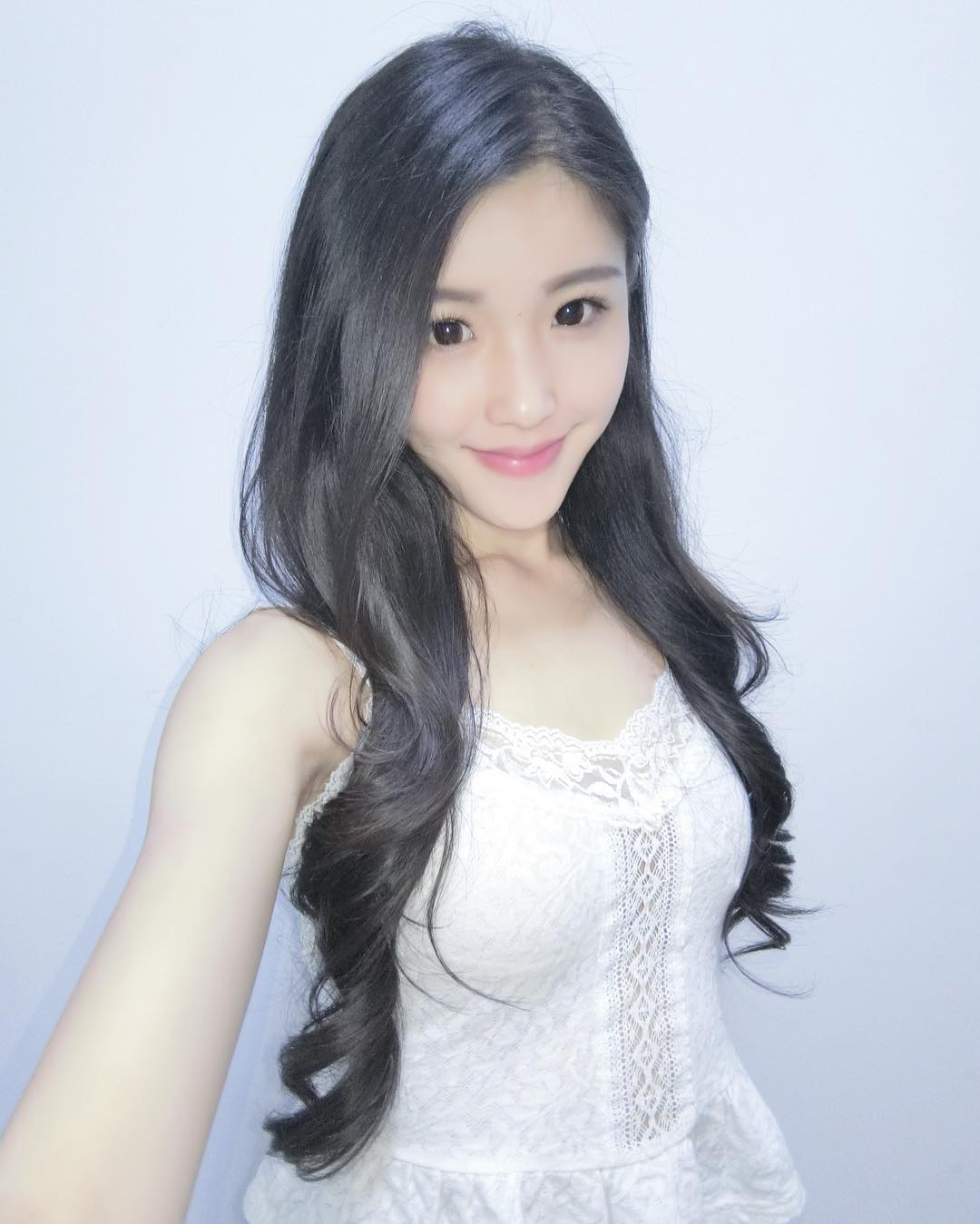 Ivy Kuang- 甜死人的治愈笑容