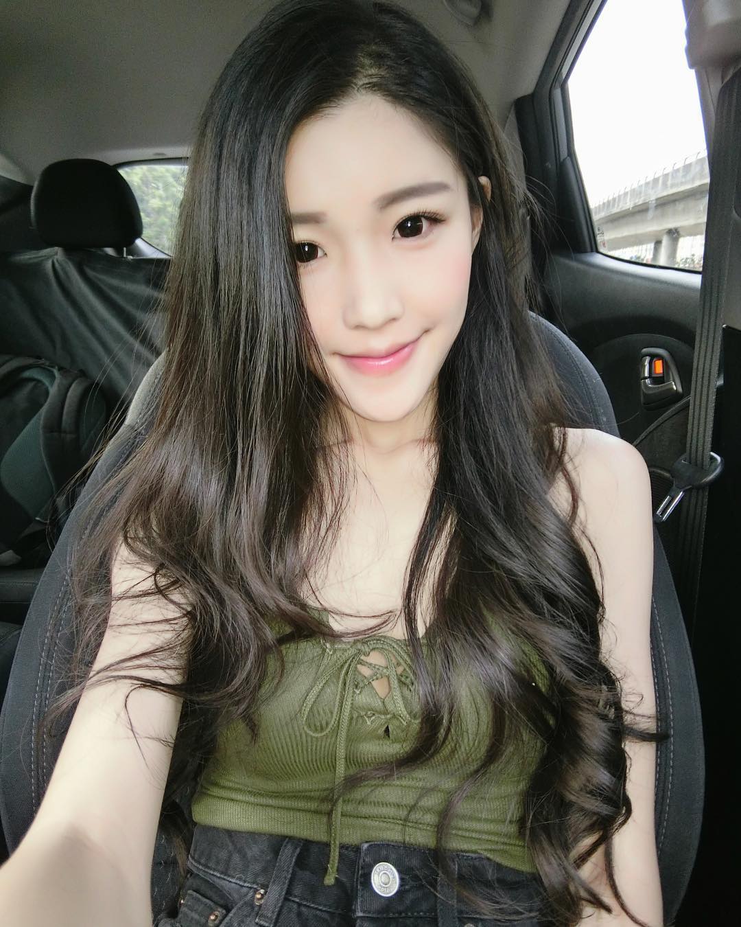 Ivy Kuang- 甜死人的治愈笑容