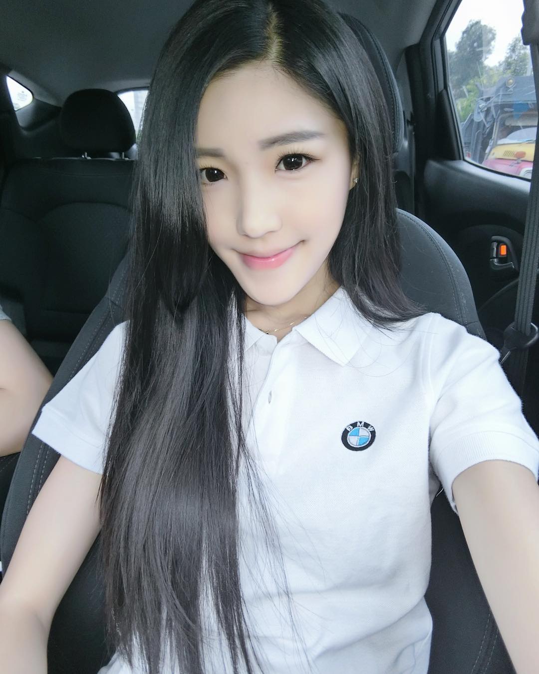 Ivy Kuang- 甜死人的治愈笑容
