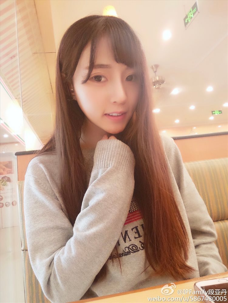 段亚丹- 美少女微博私房照