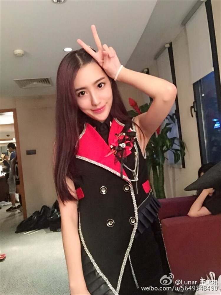 王美琪- 前Lunar美少女微博私房美照