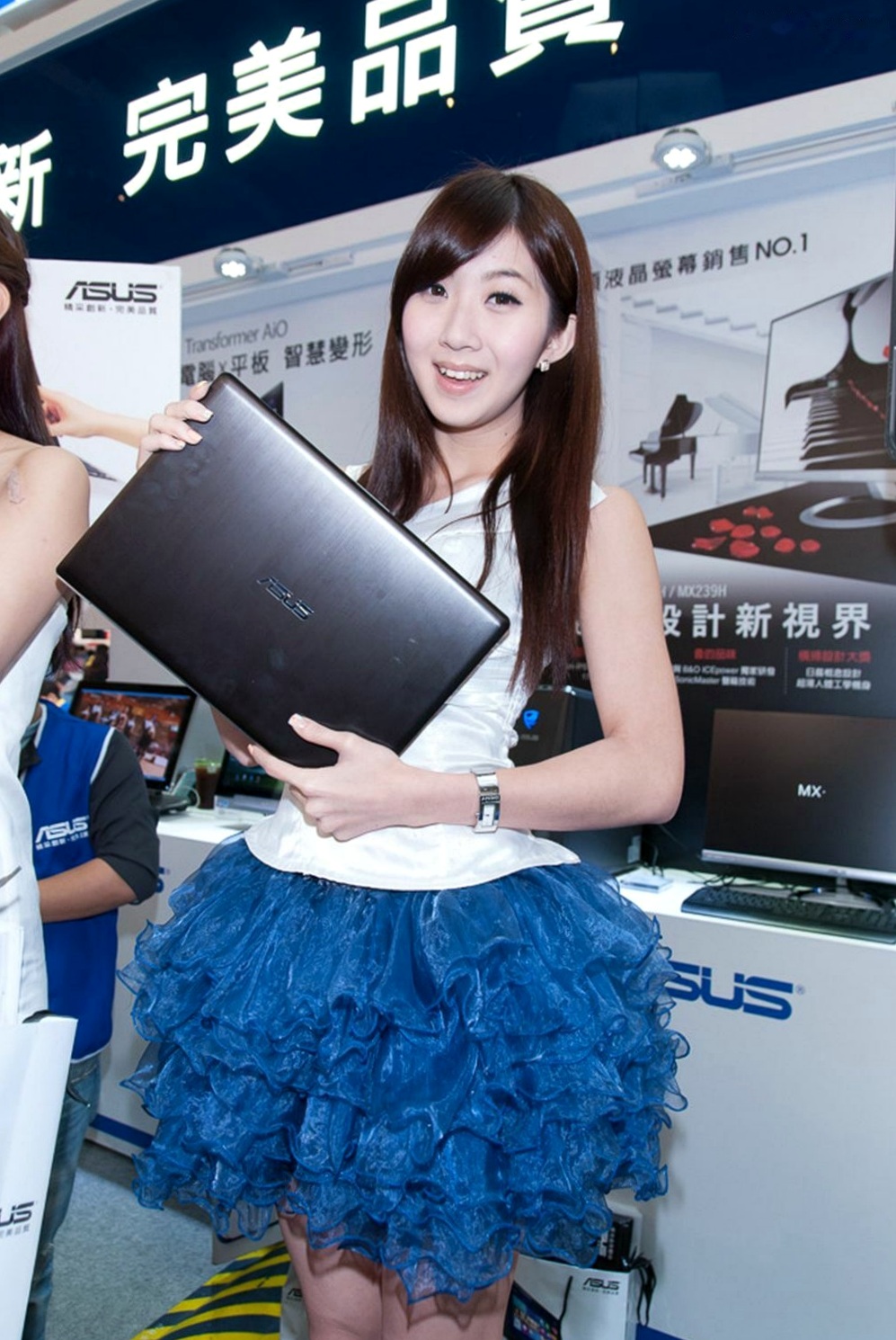 Gallery - 台湾模特 - model安琪：电子数码会展现场清纯靓丽展会模特 - model高清图集台湾气质清纯清新女神 Angel Wang女神私房照_秀色女神 - image 21