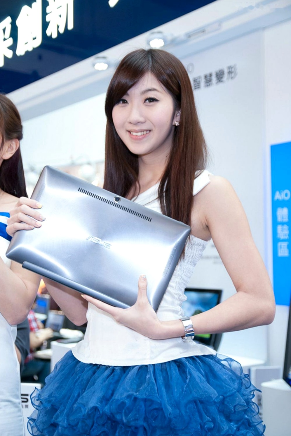Gallery - 台湾模特 - model安琪：电子数码会展现场清纯靓丽展会模特 - model高清图集台湾气质清纯清新女神 Angel Wang女神私房照_秀色女神 - image 27