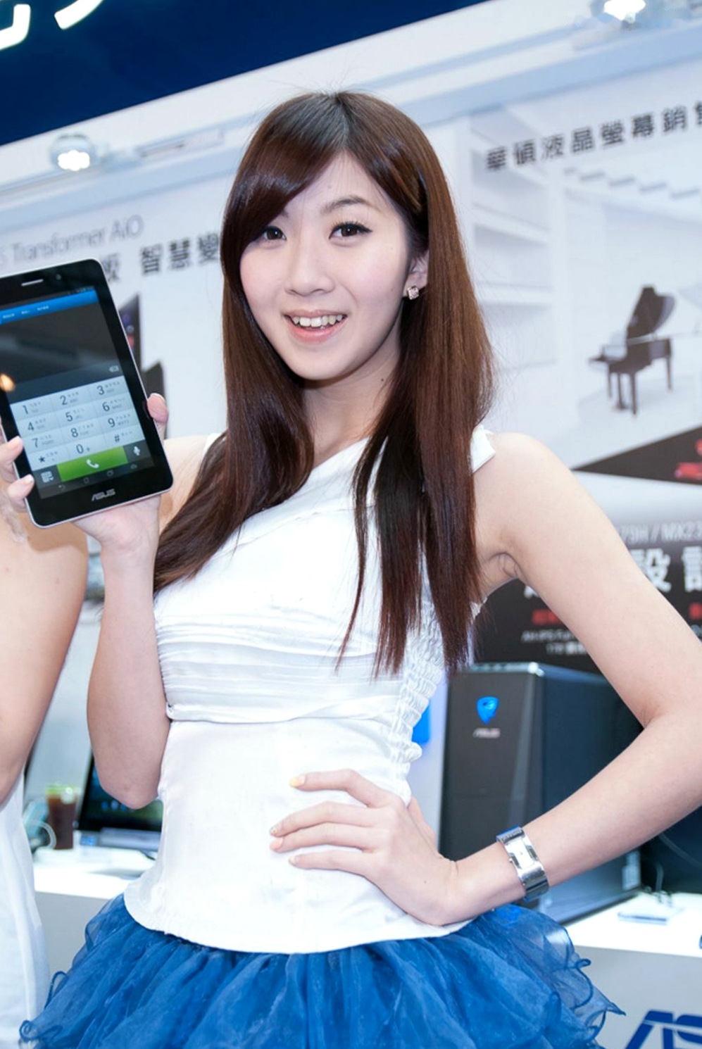 Gallery - 台湾模特 - model安琪：电子数码会展现场清纯靓丽展会模特 - model高清图集台湾气质清纯清新女神 Angel Wang女神私房照_秀色女神 - image 34