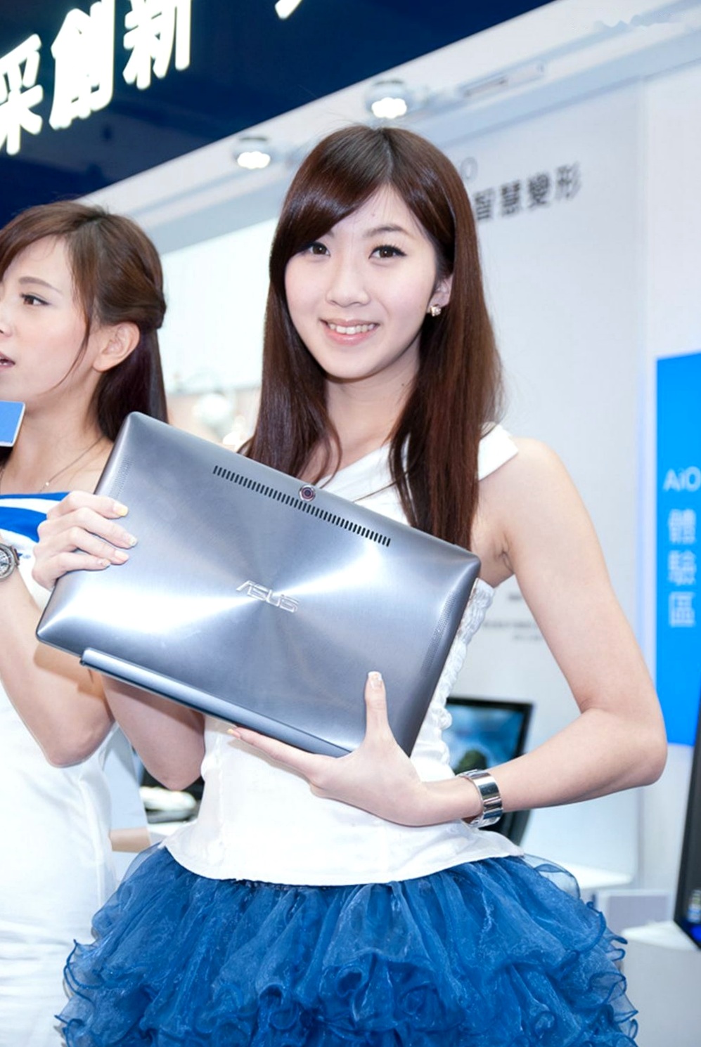 Gallery - 台湾模特 - model安琪：电子数码会展现场清纯靓丽展会模特 - model高清图集台湾气质清纯清新女神 Angel Wang女神私房照_秀色女神 - image 35